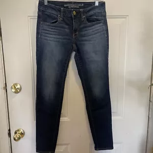 American Eagle Outfitters Long Blue Jean Jegging Distressed Size 6 Short/Court - Picture 1 of 12