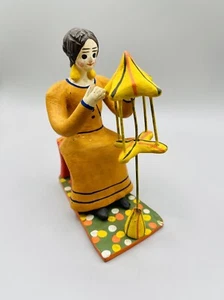 Figura de arcilla de colección Olaria Alfacinha De Estremoz Portugal firmada por Sabina Santos COMO ESTÁ - Imagen 1 de 12