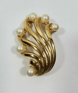 Vintage Estate Trifari 50s 60s Pearl Shell Retro Mid Century Brooch Pin  - Imagen 1 de 4