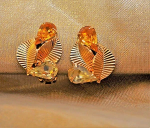 Vintage Coro Clip Earrings Amber Colored Glass Rhinestones 14K GP Ribbed Leaves - Picture 1 of 12