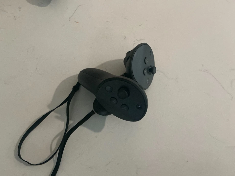 Meta Quest Touch Pro VR Controllers - Image 1 of 1