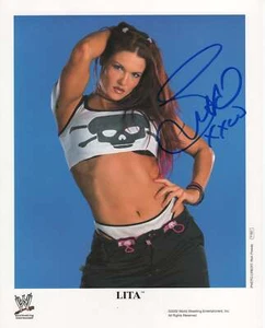 Lita original promo photo signed auto autographed WWE - Picture 1 of 1