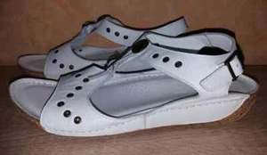 Gemini Sandalette Arzt Krankenhaus NEU 43 weiß Nappaleder Keilform leicht bequem - Bild 1 von 6