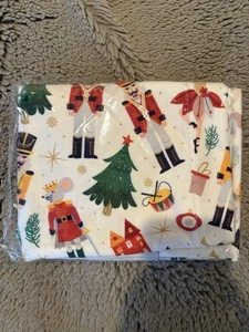 Nuevo Minky Couture Antiguo Cascanueces Navidad, Suave Lujosa Funda de Almohada - Imagen 1 de 4