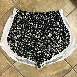 Nike Dri Fit Running Shorts Womens Size Large Black Flowers WACL-4 - Picture 1 of 6