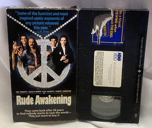 Rude Awakening (VHS, 1998) Film ehemaliger Blockbuster Vermietung - Bild 1 von 2
