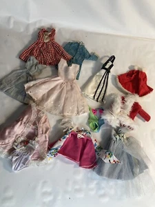 Barbie Fashion Doll Vintage Clothing Lot Read Description - Picture 1 of 4