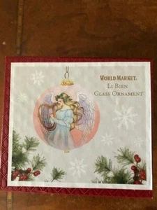 NUEVO EN CAJA WORLD MARKET LE BIEN ÁNGEL Y PALOMAS ROSAS VIDRIO ADORNO NAVIDAD CAJA DE REGALO   - Imagen 1 de 7