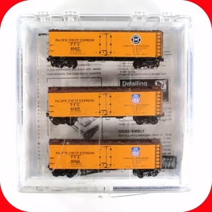 N Scale **PACIFIC FRUIT EXPRESS** Reefer 3-Car Set - Micro Trains 59012 - Picture 1 of 8