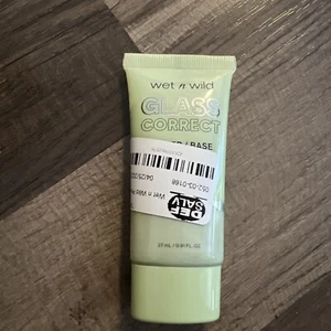 Wet n Wild Prime Focus Glass Skin Correct Primer Bright Crystal Finish, Green, - Picture 1 of 3