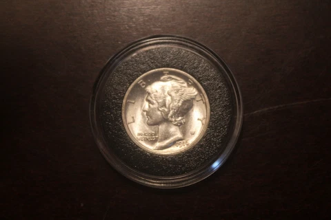 1916 early mercury dime blast white GEM BU, great strike see video- possible FB Cover