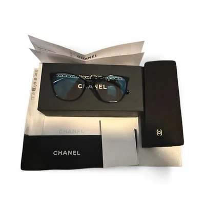 Chanel Gafas Cadena con Brazos de Cuero Negro/Dorado Nuevo en Caja Azul Filtro Lite o tu RX  Foto 1 de 4