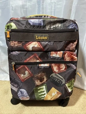 Lucas Landscape Luggage Collection - Bolsa expandible de 20" con ruedas giratorias Foto 1 de 4