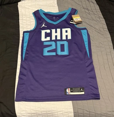Nueva camiseta Jordan Charlotte Hornets Gordon Hayward para hombre talla S 40 Foto 1 de 2