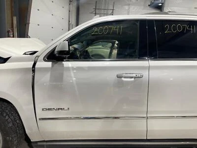 2015-2020 GMC Yukon Driver LH Left White Frost-GTW Front Power Door Shell — 第 1/4 张图片