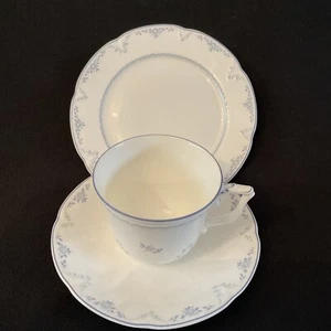VILLEROY & BOCH HEINRICH WIENER TRIO - TASSE, UNTERTASSE & BEILAGENTELLER. - Bild 1 von 9