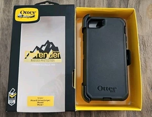 Otterbox Defender w/Holster & Built In Screen Protector iPhone 7/8/SE Black NEW - Picture 1 of 5