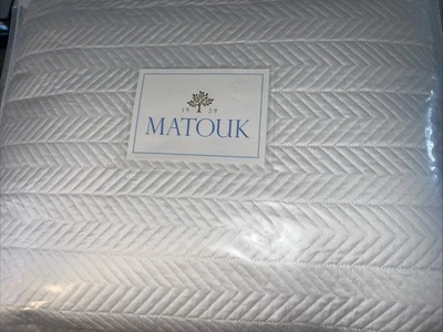 Matouk Netto King Quilt Nocturne 600 tc Egyptian Cotton Sateen White New - Image 1 of 4