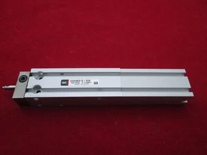 Cilindro compacto SMC ZCDUKD10-30D - Imagen 1 de 2