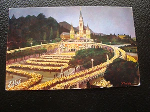 FRANCE - carte postale 1969 basilique et procession aux flambeau (cy62) french - Picture 1 of 2