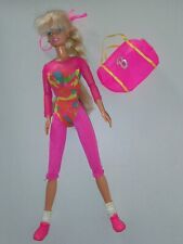"MATTEL", Barbie "Ginnasta", modello 1993, vestiti originali.