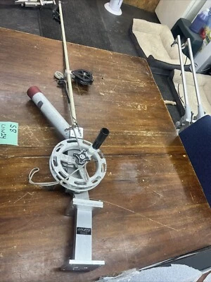 Carrete manual Big Jon Downrigger pesca abajo Big John Foto 1 de 3