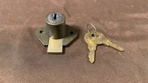 Drawer Lock Desk Lock w/ 2 keys - Picture 1 of 13