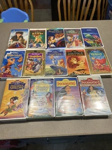 14 Disney VHS Tapes Clam Cases Lion King Pocahontas Fantasia - Picture 1 of 11