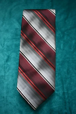 Sun River Mens Tie Red and Black Necktie 61" - Image 1 of 4
