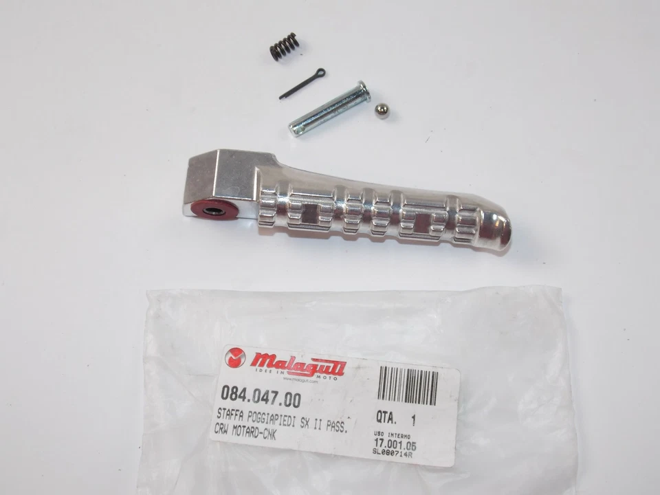 OEM MALAGUTI XSM 50 SUPERMOTARD Kat Euro 2 LH PASSENGER FOOT REST PEG 084.047.00 - Image 1 of 1