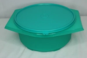 Tazón de 2 asas verde azulado Tupperware 1283 A-1 con tapa de plástico reutilizable - Imagen 1 de 5