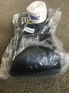 Everlast-Boxing-Gloves-7502LXLU-Training-Gloves  With White Hand Wrap - Picture 1 of 4