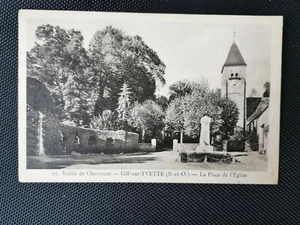 CPA 91 Vallée de Chevreuse - GIF-SUR-YVETTE - La Place de l'Eglise - Imagen 1 de 2