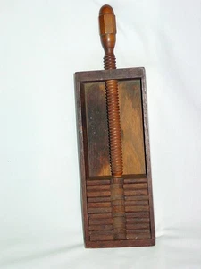 Vintage Antique Primitive Wooden Playing Card Screw Press Harder to Find Decor - Picture 1 of 11