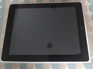 iPad 2 WiFi 64GB Black A1395 (Not Working - Spares or Repairs) - Picture 1 of 2
