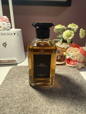 Botella Guerlain Bois d’Armenie 200 ml — ¡Obra maestra descontinuada! Foto 1 de 4