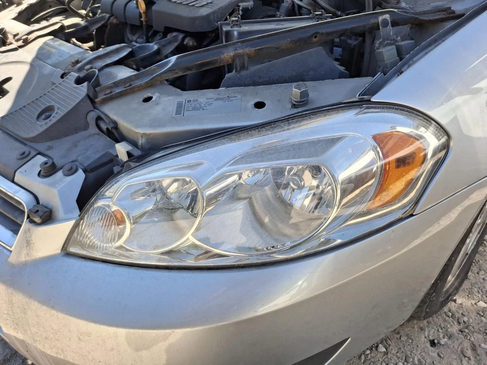 Conjunto de faros izquierdos usados se adapta a: Chevrolet Impala 2010 grado A izquierdo Foto 1 de 4