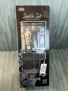 Soho Studio Sketch Set With Wood Table Easel 44 Pieces. - Picture 1 of 7