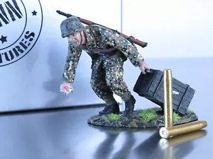 Gunn Club SS091 Soldier Ammo Box Camouflage Suit 1:30 Collectibles WWII #AW25/5 - Picture 1 of 13