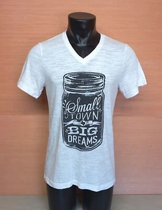 Junk Gypsy Small Town Big Dreams White V-Neck Short Sleeve T-Shirt Size Medium - Picture 1 of 3