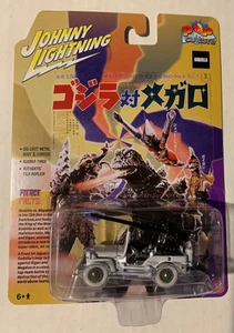 2023 JOHNNY LIGHTNING GODZILLA WWII MB JEEP WILLYS WHITE LIGHTNING CHASE - Picture 1 of 3