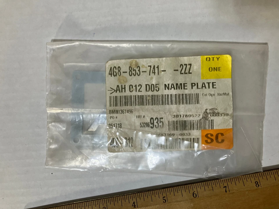 Placa de identificación de maletero emblema trasero Audi Q3 cromada 8U0 853-741-2ZZ Foto 1 de 1