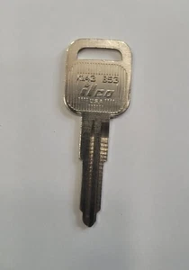 X143 (B53) Key Blank : Geo, General Motors, Isuzu  - Picture 1 of 1