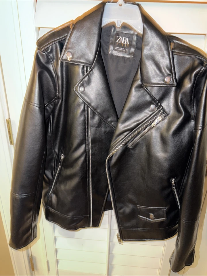Chaqueta Zara Negra Cremallera con Cremallera y Bolsillos Hombre’s XXL Foto 1 de 4