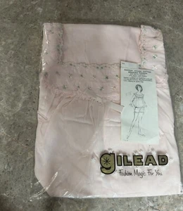 VINTAGE GILEAD BABY DOLL PAJAMAS !  PINK EMBROIDERED  COTTON BLEND - Picture 1 of 5