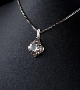 Colgante vintage antiguo plata 835 Ø1,0 cm cristal de montaña solitario 2,2 cm 1,3 g - Imagen 1 de 6