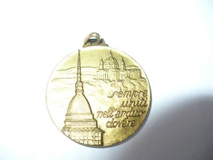 MEDAGLIA COMMEMORATIVA 50a ADUNATA ASS. NAZIONALE ALPINI MAGGIO 1977 TORINO - Picture 1 of 1