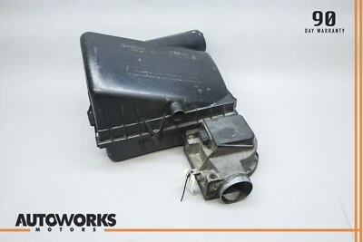 Caja de carcasa de admisión de filtro de aire 83-87 Porsche 944 con sensor de flujo de aire OEM Foto 1 de 4