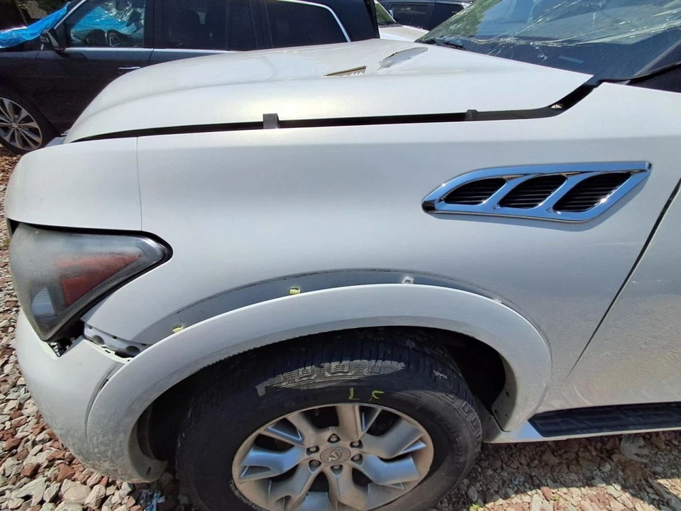 (LOCAL PICKUP ONLY) Driver Left Fender Fits 14-17 INFINITI QX80 2531658 - Image 1 of 1