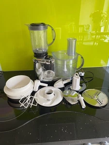 Kenwood FP476 Food Processor Chrome with Attachments - Picture 1 of 6